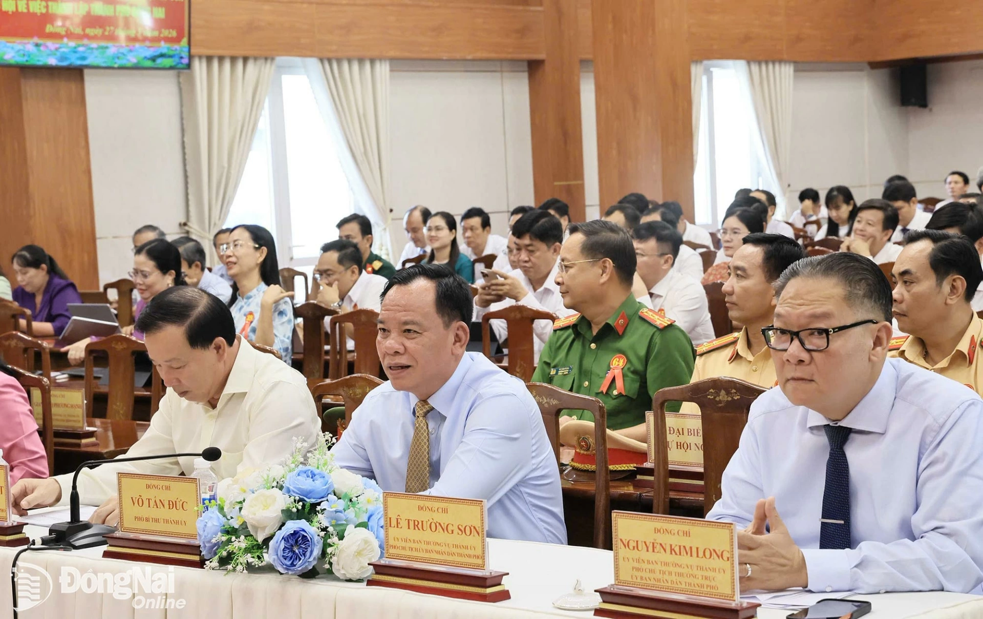 Leaders of the Dong Nai City Party Committee and the City Peoples Committee attend the conference. Photo: Cong Nghia


