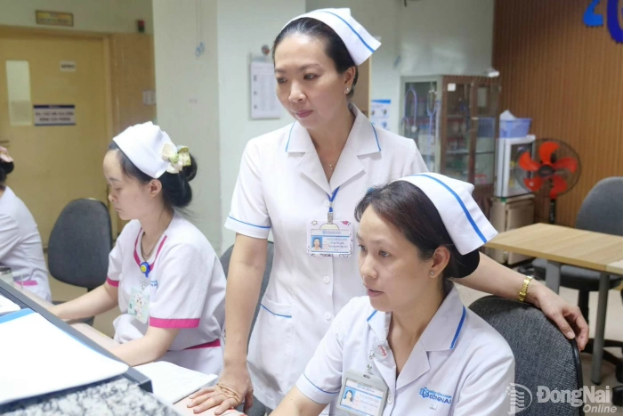 Tấm gương tận tâm, hết lòng vì người bệnh