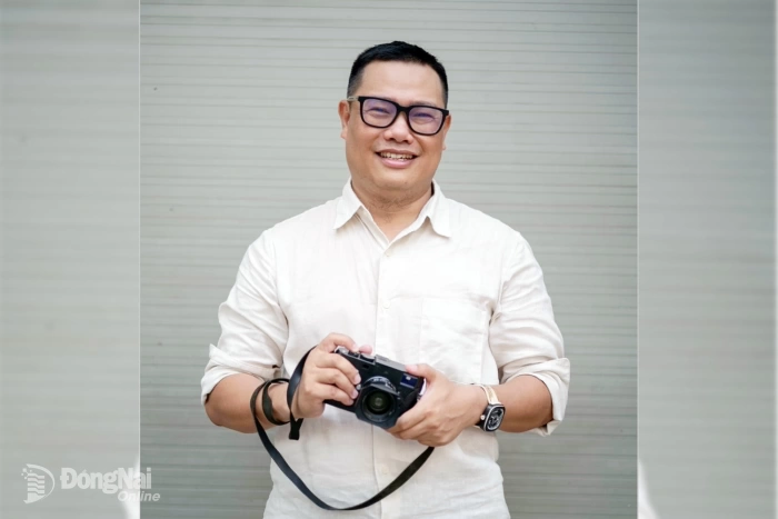 Nhiếp ảnh gia Nguyễn Văn Hải: Giữ hồn phố trong “túi ảnh”