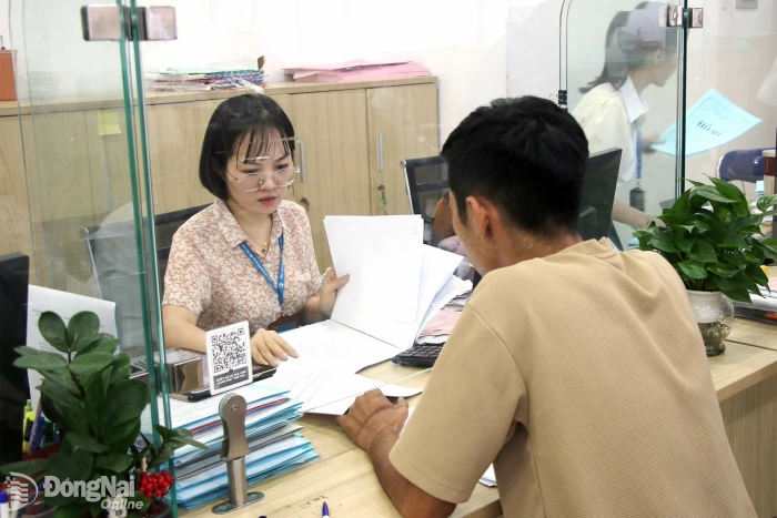 “Thước đo” thực chất của cải cách hành chính