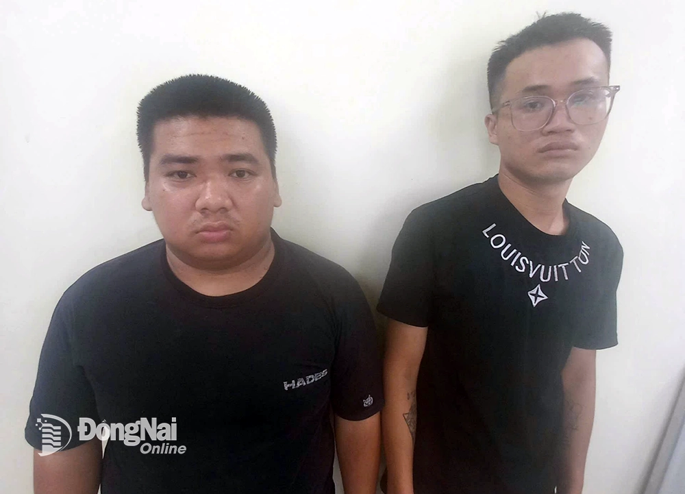 Các đối tượng liên quan bị công an bắt giữ. Ảnh: CTV