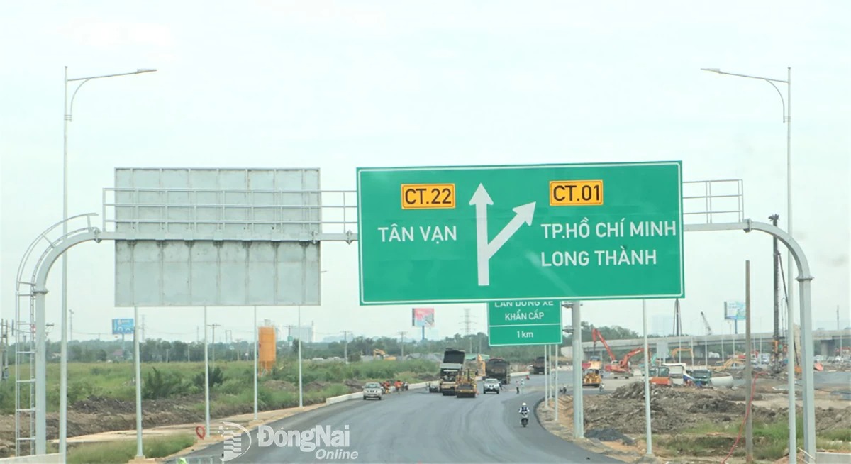 On Ho Chi Minh City side, after crossing the Nhon Trach bridge, the connecting road will link directly to the Ho Chi Minh City – Long Thanh – Dau Giay expressway.
