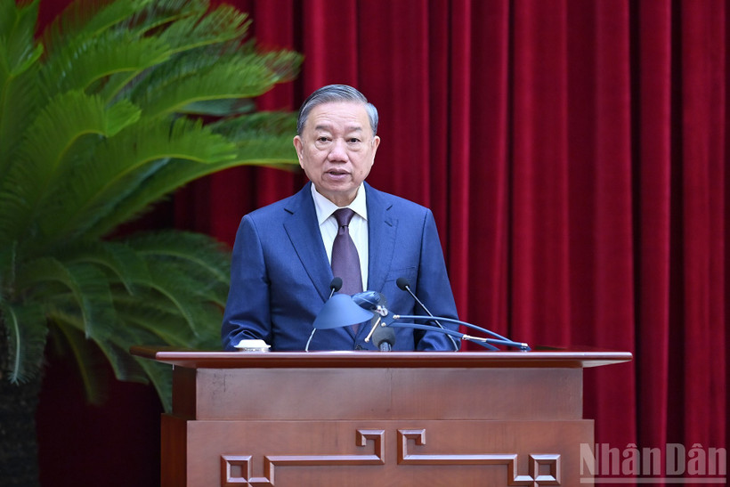 Tổng Bí thư Tô Lâm phát biểu khai mạc Hội nghị. (Ảnh: ĐĂNG KHOA)
