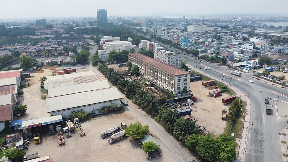 Khu công nghiệp Biên Hòa 1 đang khẩn trương di dời để thực hiện các trụ sở công và dự án thông qua hình thức
đấu giá đất. Ảnh: Hoàng Lộc