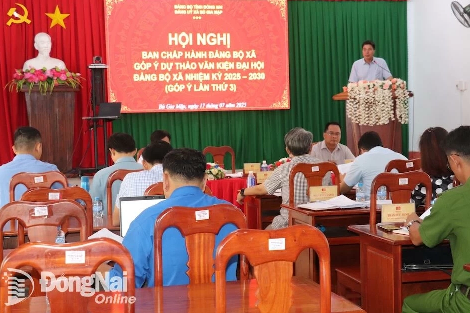 Quang cảnh Hội nghị Góp ý Dự thảo Văn kiện Đại hội Đại biểu Đảng bộ xã Bù Gia Mập nhiệm kỳ 2025-2030. Ảnh: Hải Yến