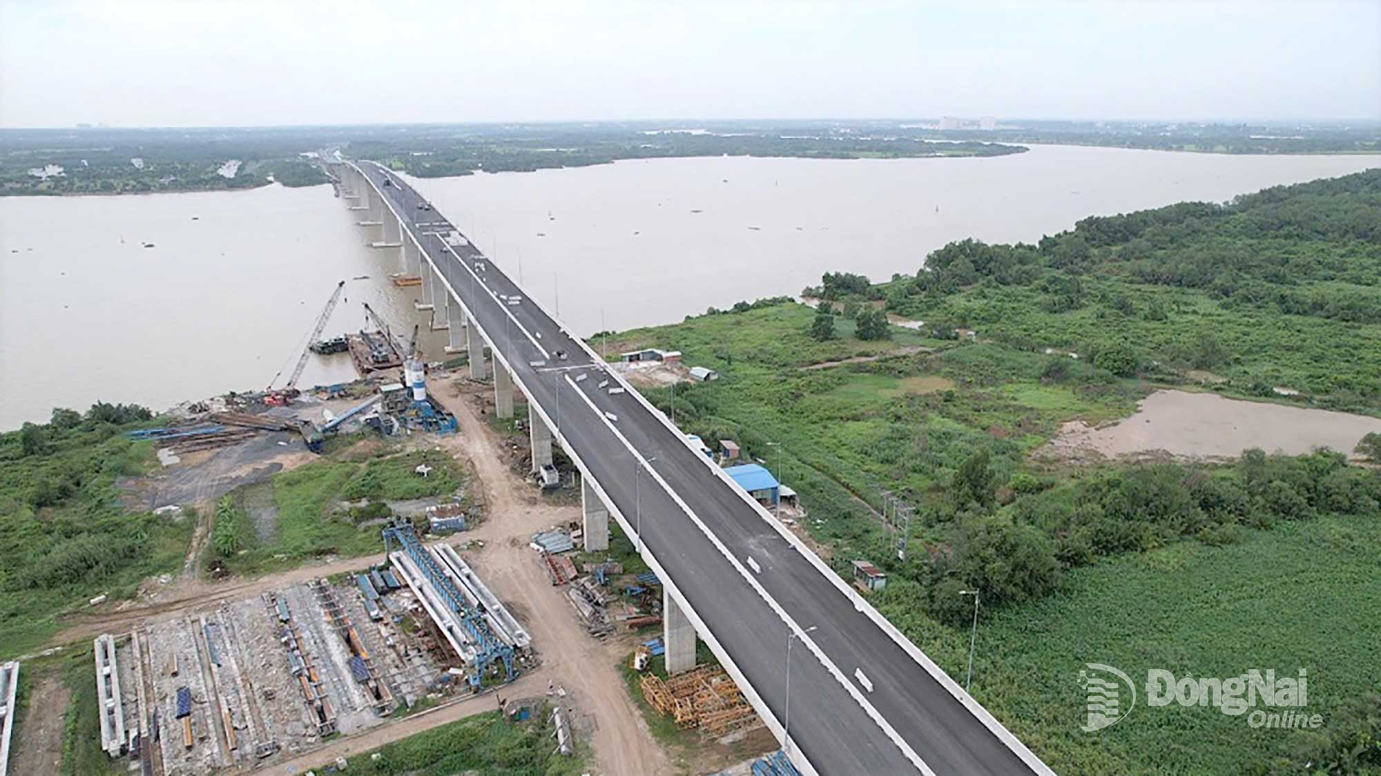 Cầu Nhơn Trạch, hạng mục quan trọng của Dự án Thành phần 1A sẽ hoàn thành các hạng mục trước ngày 31-7-2025. Ảnh: Phạm Tùng