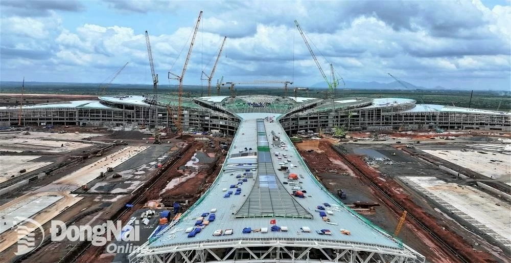 Nhà ga hành khách đang được đẩy nhanh tiến độ thi công. Ảnh tư liệu