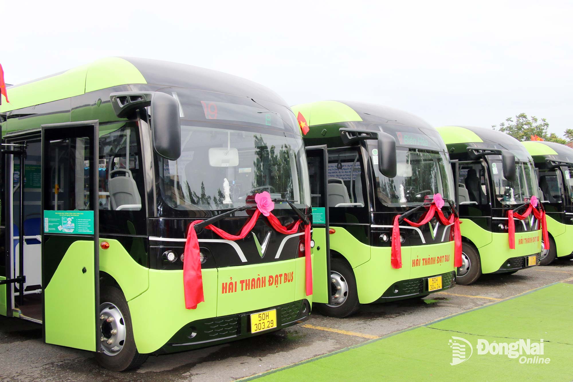 Bus route No. 9 operates between Bien Hoa Bus Station in Tran Bien Ward and Doc Mo 3 in Thong Nhat Commune, and vice versa. Photo: Ha Le

