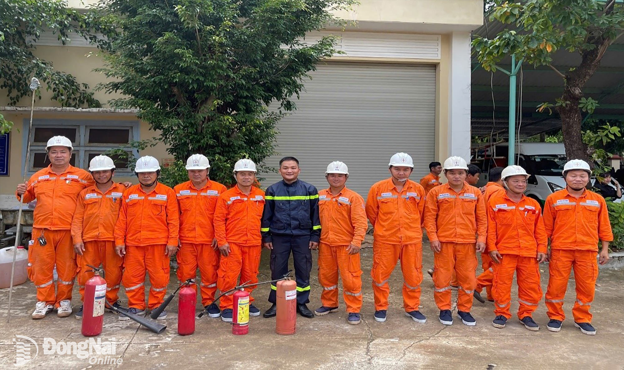 Buổi tuyên truyền, tập huấn nghiệp vụ PCCC và CNCH cho Đội PCCC cơ sở