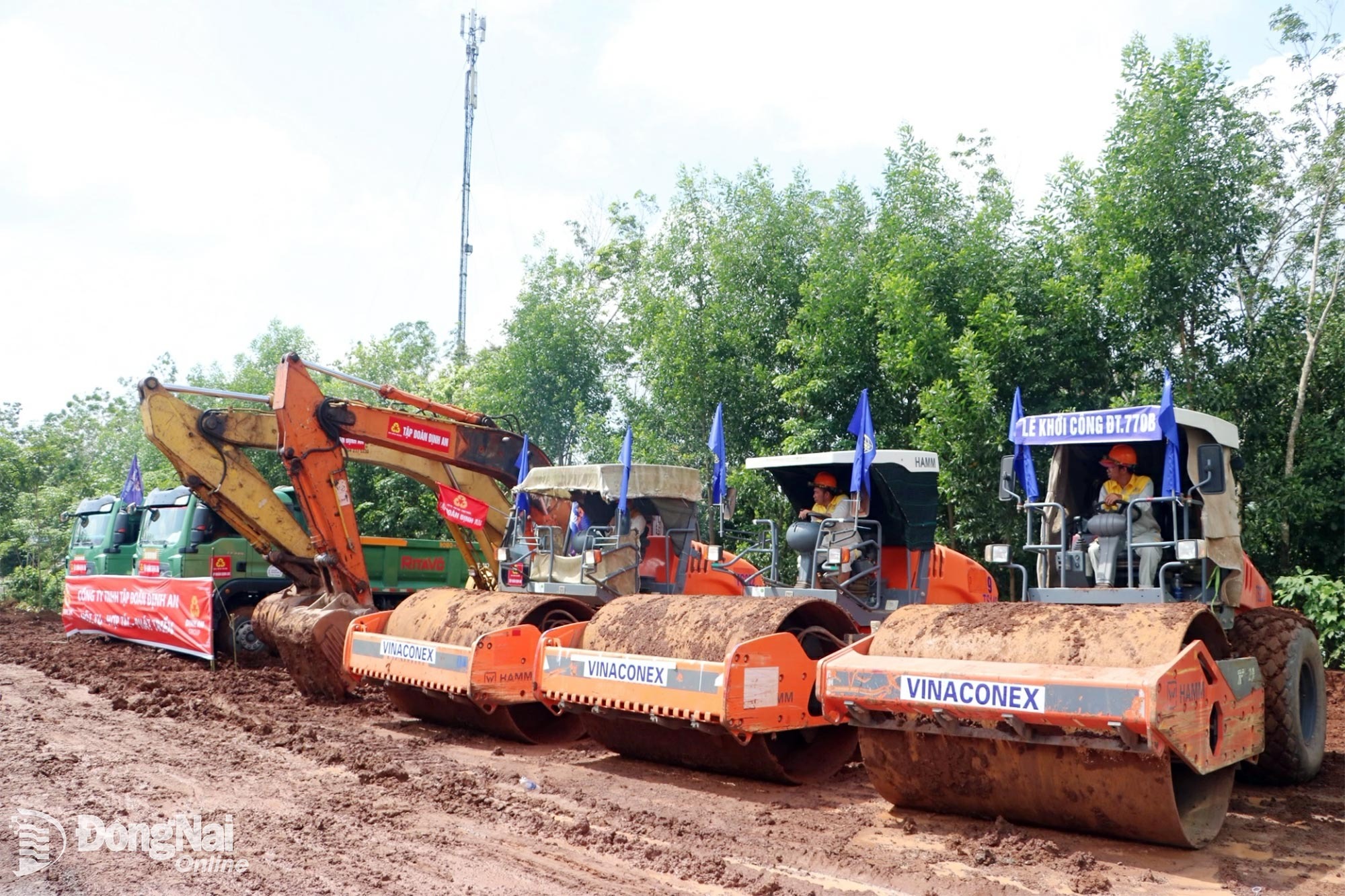 Dự án Xây dựng đường ĐT.770B được khởi công xây dựng vào ngày 10-7-2026. Ảnh: Phạm Tùng