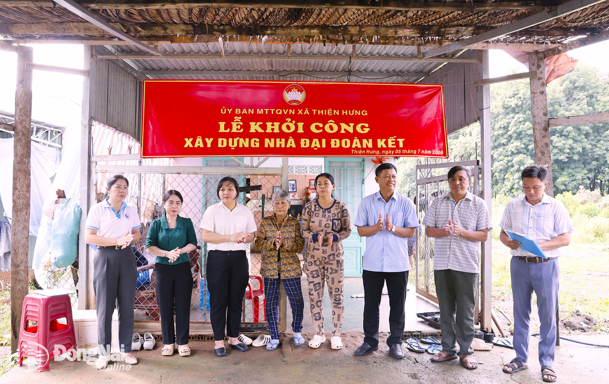 Quang cảnh lễ khởi công xây dựng nhà đại đoàn kết. Ảnh: Như Tình
