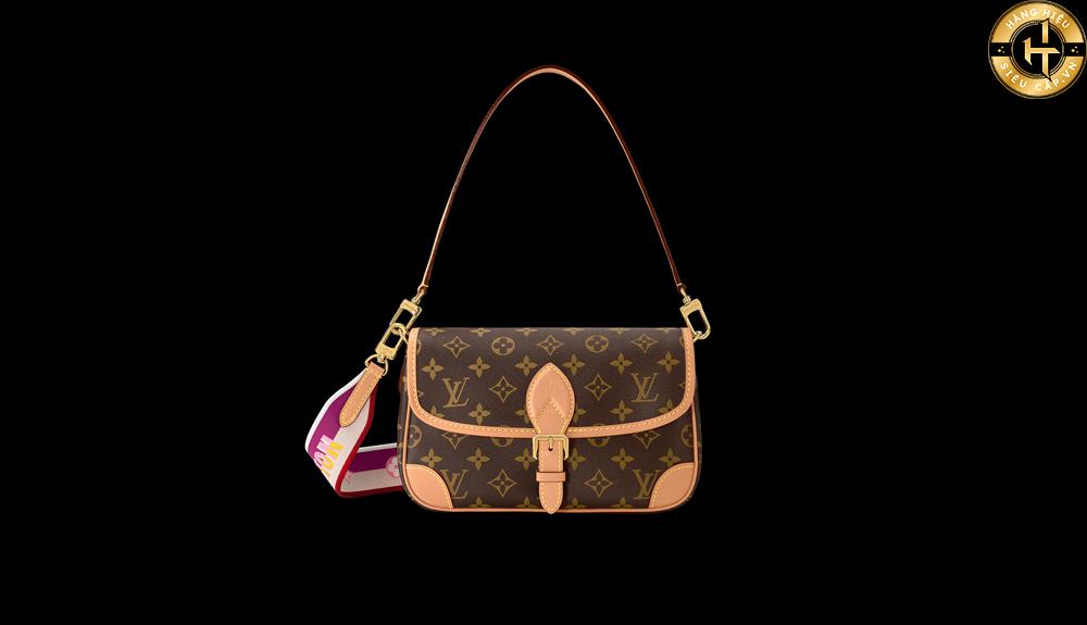 Những mẫu túi đeo chéo Louis Vuitton là lựa chọn phổ biến của người tiêu dùng. 