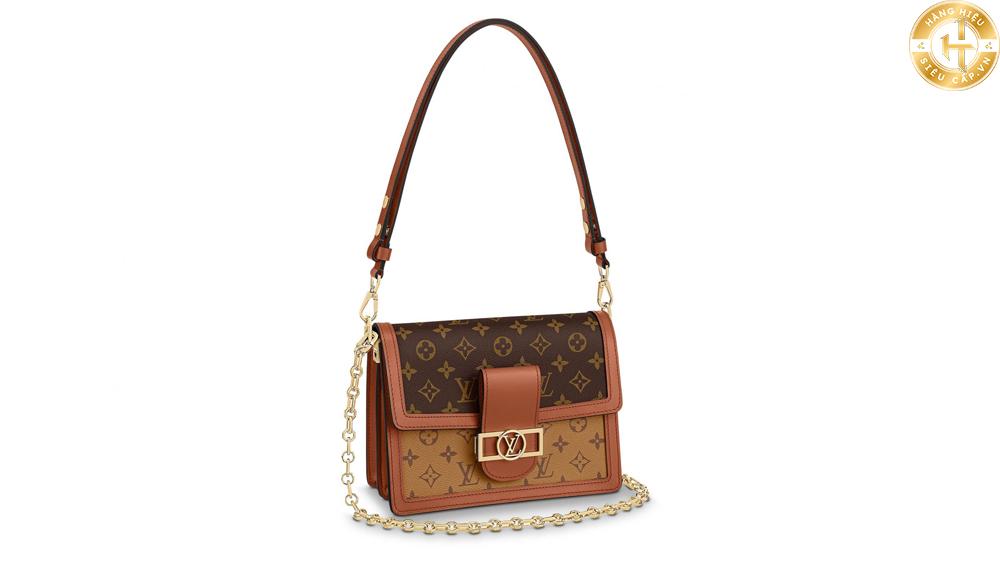 Túi đeo chéo Louis Vuitton Dauphine.