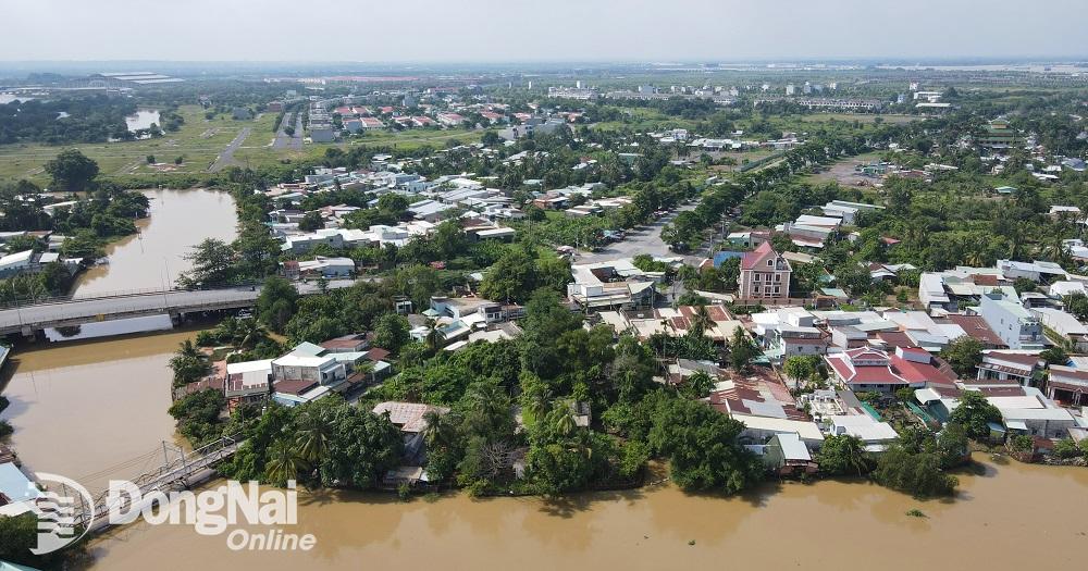 Hiện nay, khu vực triển khai xây dựng cầu An Hòa 2 vẫn còn vướng 250m dài mặt bằng phía bờ xã Long Hưng. Do chưa được bàn giao mặt bằng nên nhà thầu không có đường tiếp cận để thi công mố M2 và trụ P3 cầu An Hòa 2 phía bờ xã Long Hưng.