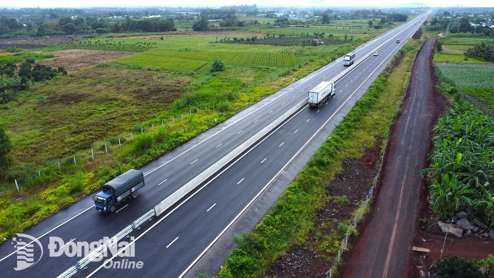 Đường cao tốc Phan Thiết - Dầu Giây là một trong các tuyến đường cao tốc do nhà nước đầu tư sẽ được thu phí. Ảnh: tư liệu