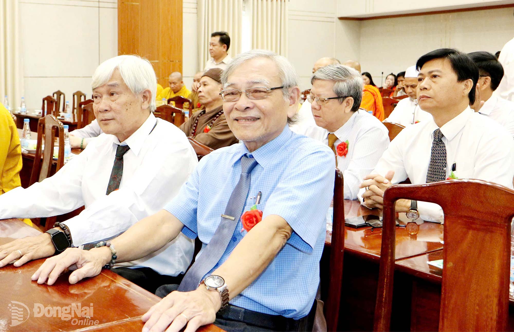 Dong Nai’s intellectual delegates attend the gathering. Photo: Van Truyen