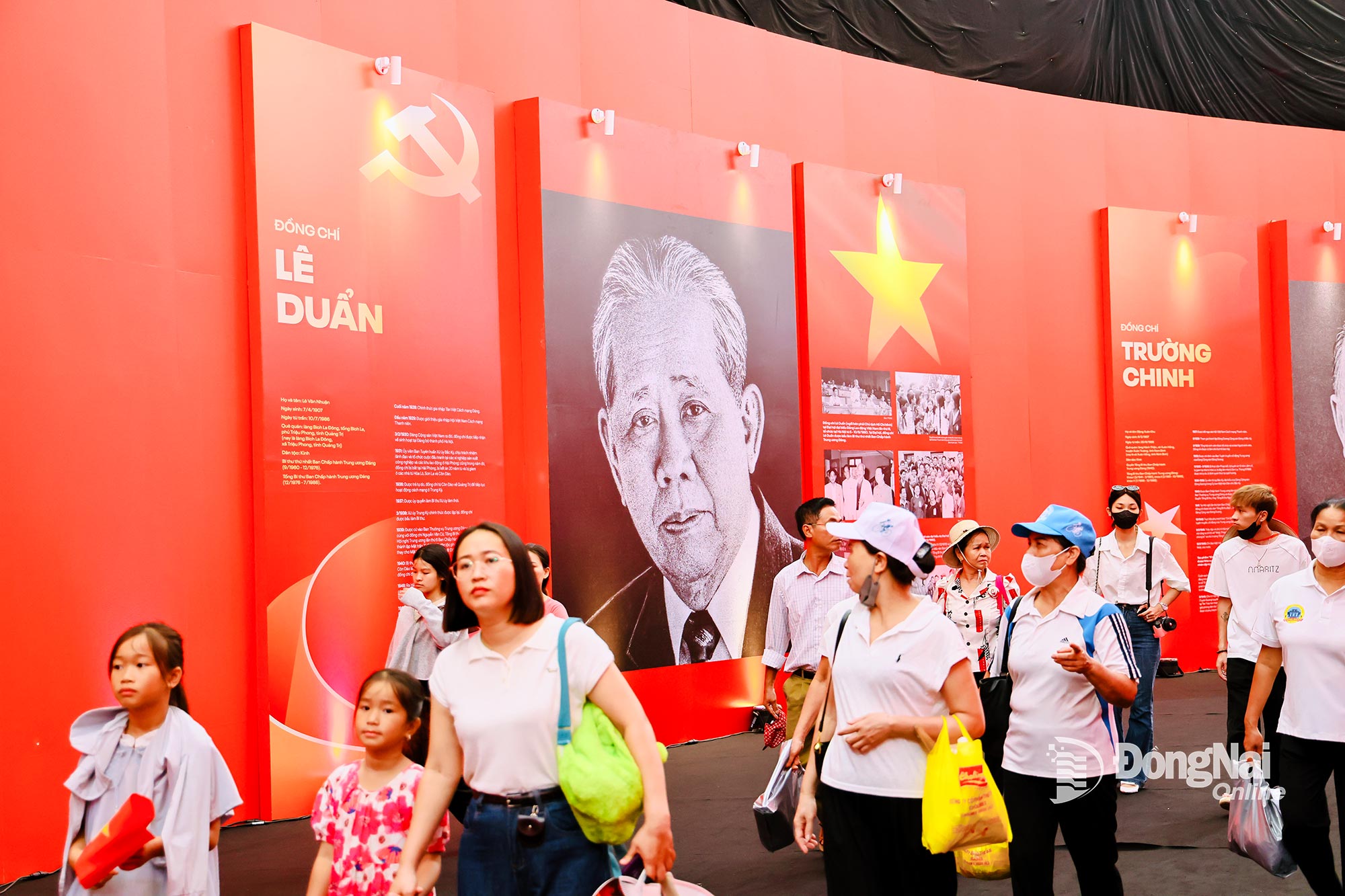 Portrait of late General Secretary Le Duan displayed solemnly at the exhibition. Photo: Cong Nghia

