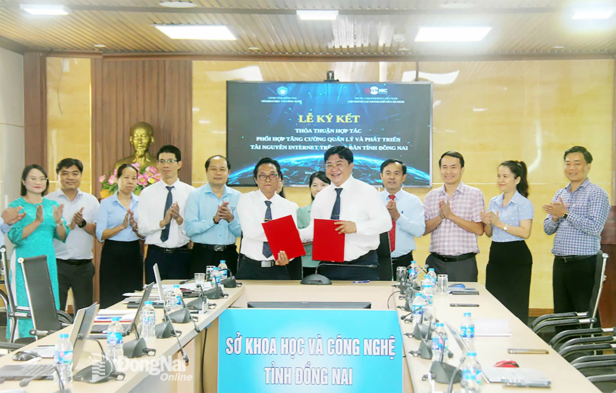 [Ch ú thích ảnh] Head of the Ho Chi Minh City Branch of the Vietnam Internet Center Do Quang Trung speaks at the ceremony. Photo: Hai Quan

