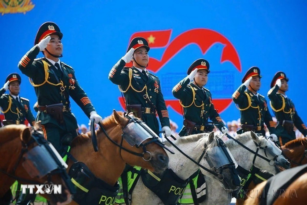Khối Cảnh sát cơ động kỵ binh tại Lễ kỷ niệm cấp quốc gia 50 năm Ngày Giải phóng miền Nam, thống nhất đất nước (30-4-1975 - 30-4-2025). (Ảnh: Dương Giang/TTXVN)