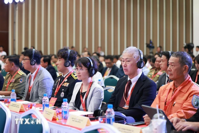 Đại biểu quốc tế tham dự Diễn đàn. (Ảnh: Dương Giang/TTXVN)
