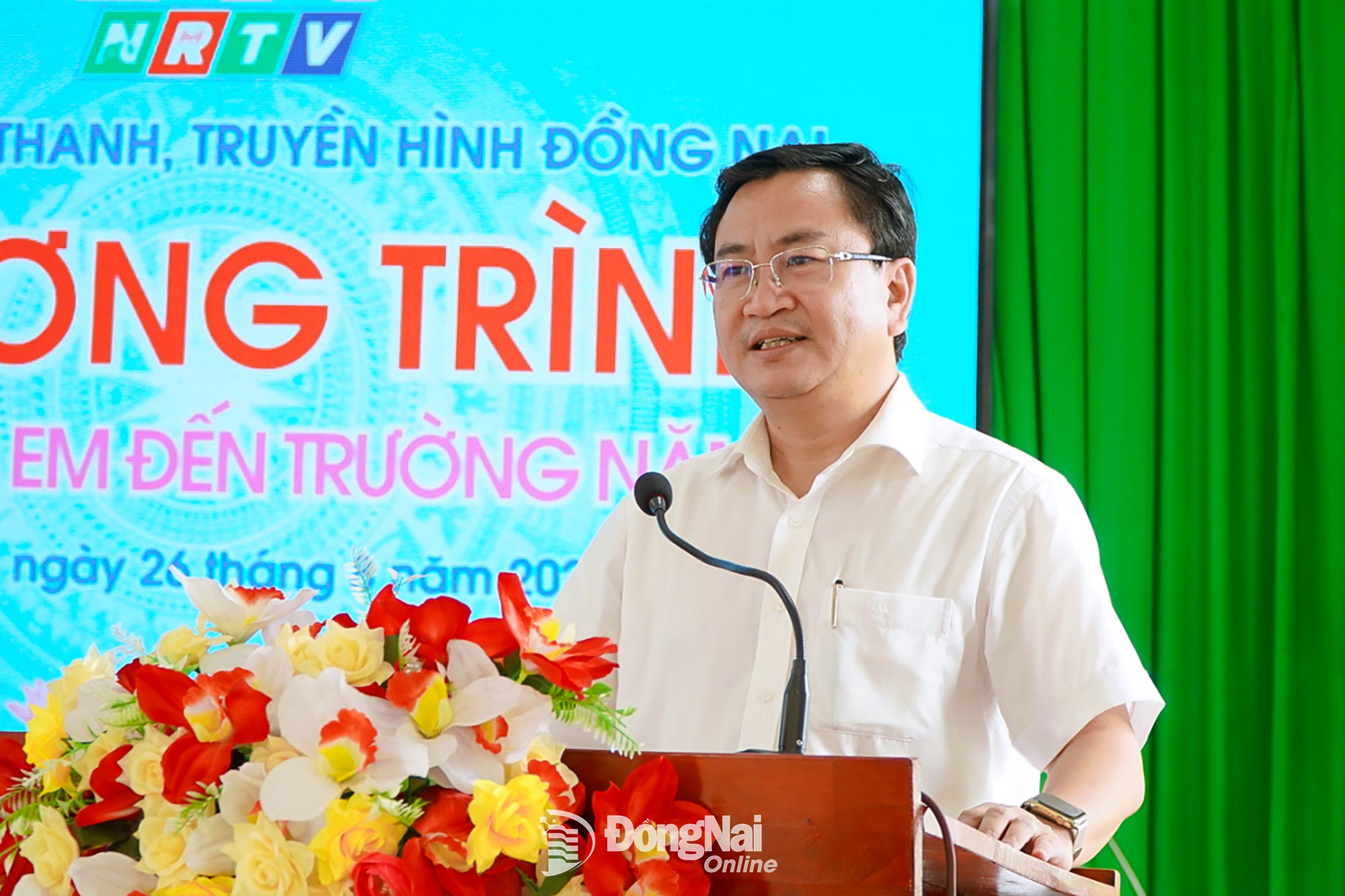 Bí thư Đảng ủy, Chủ tịch HĐND xã Phú Vinh Đào Văn Tuấn phát biểu tại chương trình. Ảnh: Thành Nhân