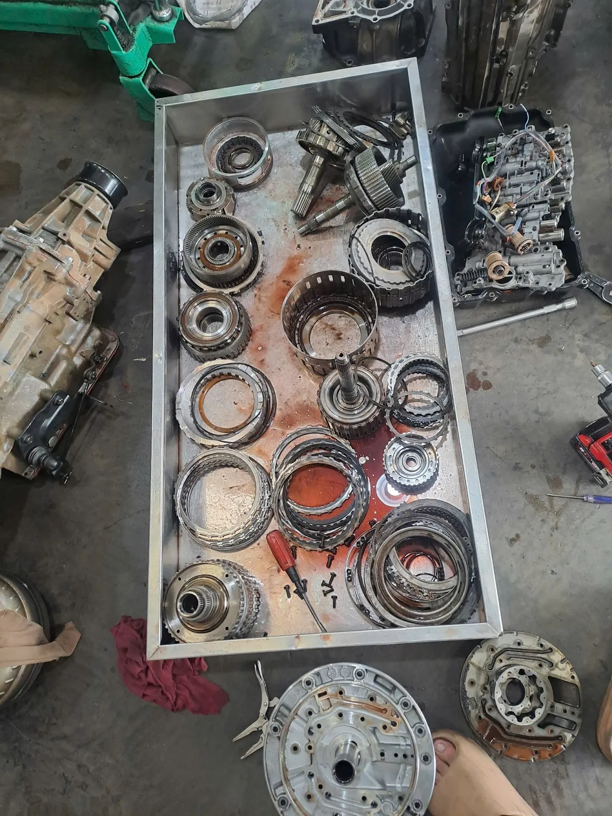 Đại tu hộp số Lexus 570 2009 AB60.