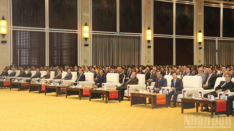 Các đại biểu tham dự buổi lễ. (Ảnh: Hải Tiến)