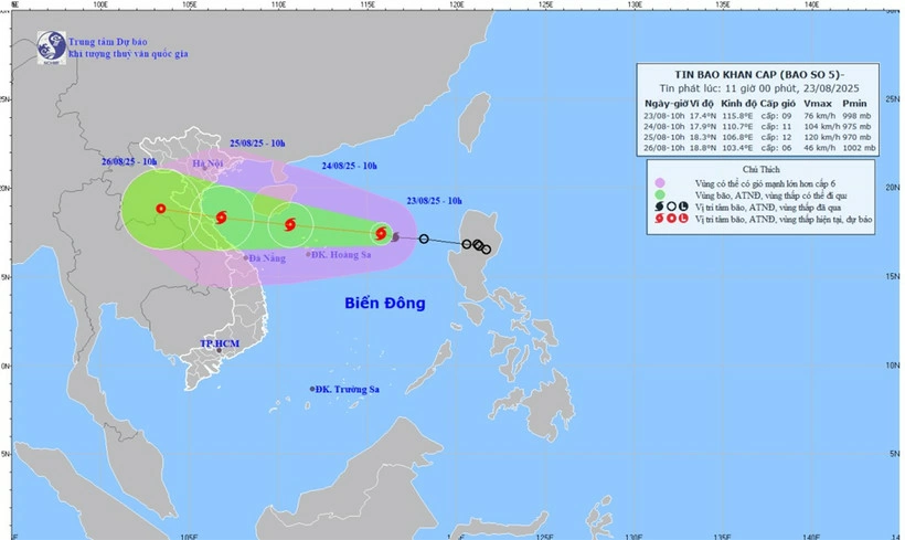 Bản đồ dự báo quỹ đạo và cường độ bão số 5 phát lúc 11 giờ ngày 23/8.
