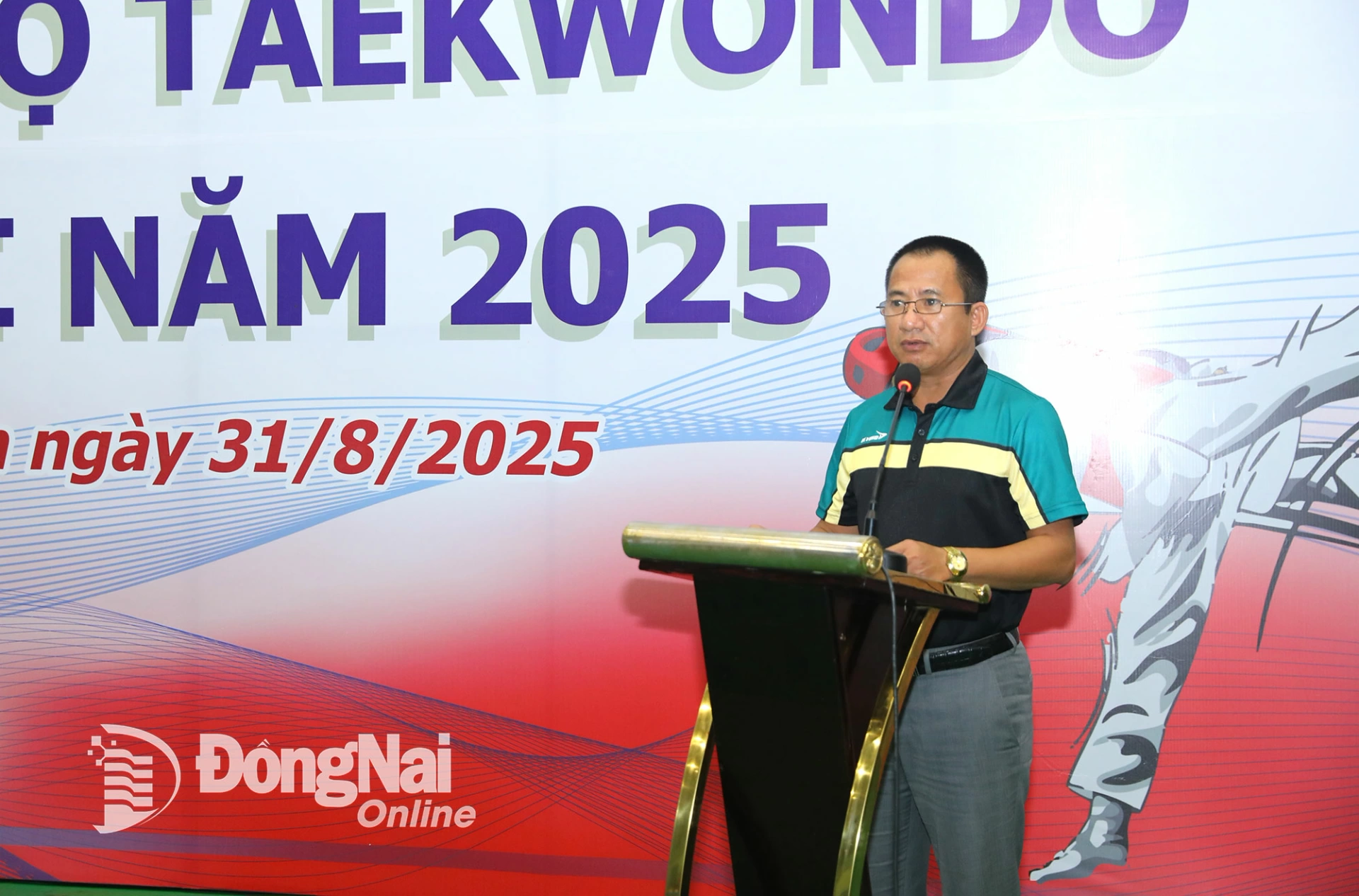 Tân Triều, Sở Văn hó

a, Thể thao và Du lịch Đồng Nai tổ chức khai mạc Giải cúp các câu lạc bộ Taekwondo tỉnh Đồng Nai năm 2025.

Phát biểu tại lễ khai mạc, Phó Giám đốc Sở Văn hóa, Thể thao và Du lịch Trần Thế Anh phát biểu khai mạc. Ảnh: Huy Anh