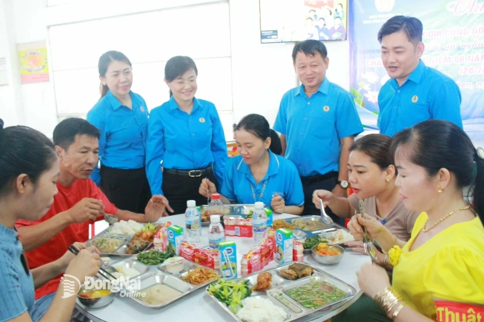 More than 31,000 Dong Nai workers touched by the Union Meal program