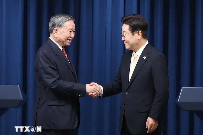 Tổng Bí thư Tô Lâm và Tổng thống Hàn Quốc Lee Jae Myung tại buổi gặp gỡ báo chí. (Ảnh: Thống Nhất/TTXVN)