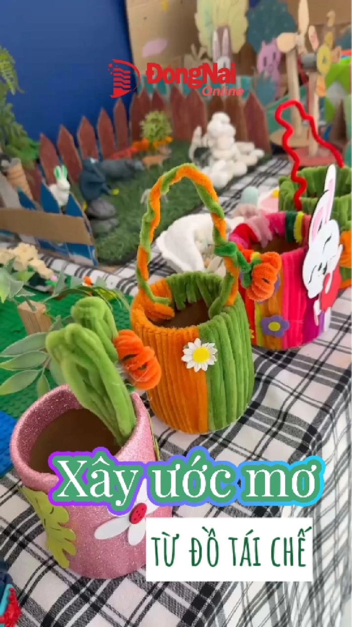 Xây ước mơ từ đồ tái chế