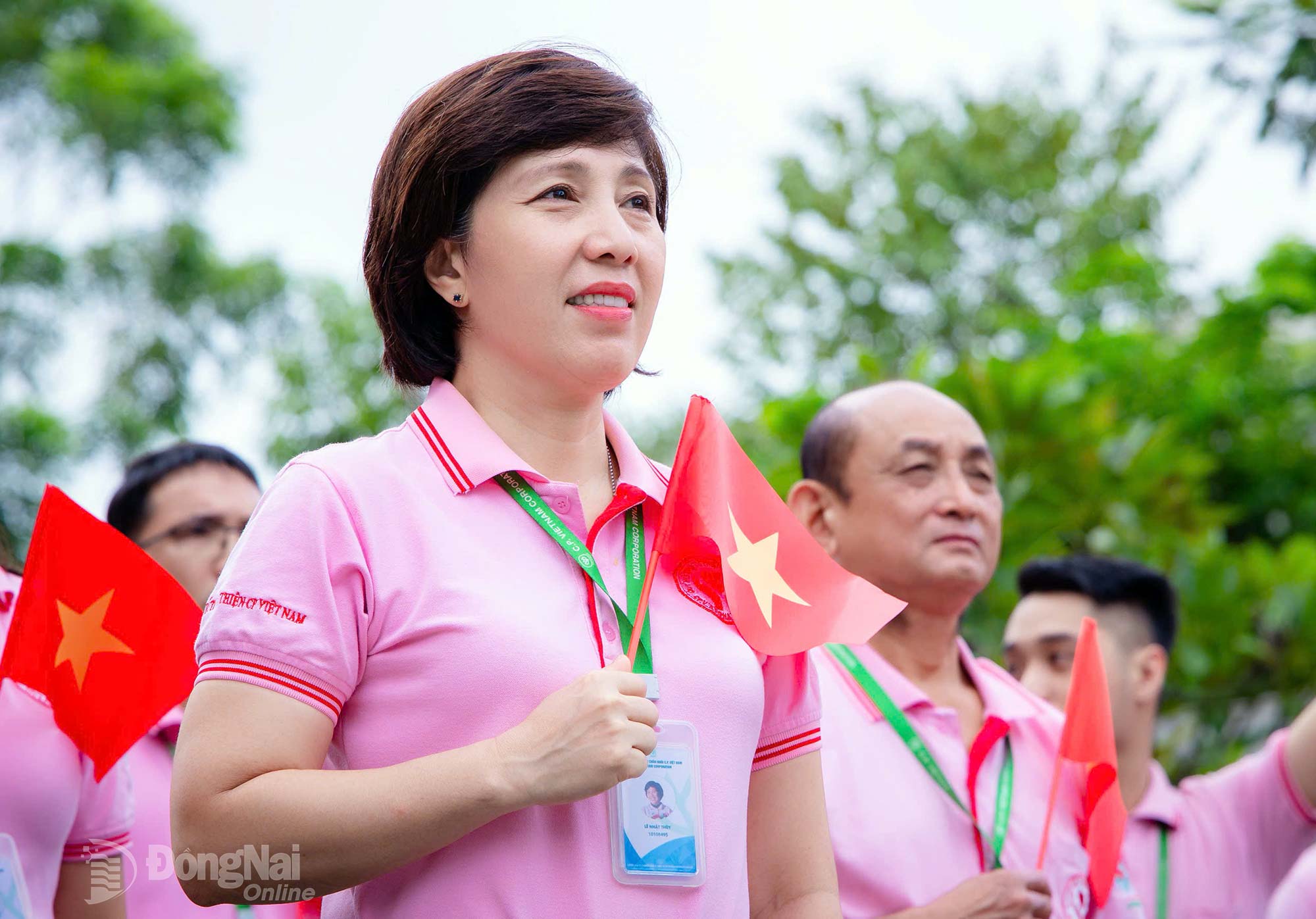 Buổi chào cờ đặc biệt chứa đựng nhiều cảm xúc tự hào, tinh thần yêu nước đối với từng người tham dự. Ảnh: C.P