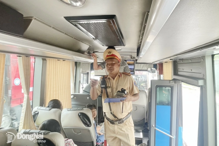 Tăng cường kiểm tra, xử lý vi phạm trong vận tải hành khách