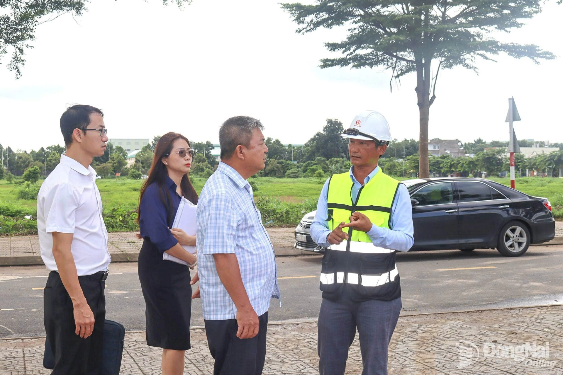 Sở Xây dựng kiểm tra thực tế Dự án Nhà ở xã hội tại khu đất khoảng 3,5ha, phường Trảng Bom của Công ty cổ phần Tập đoàn địa ốc & xây dựng môi trường Khang Nam. Ảnh: CTV