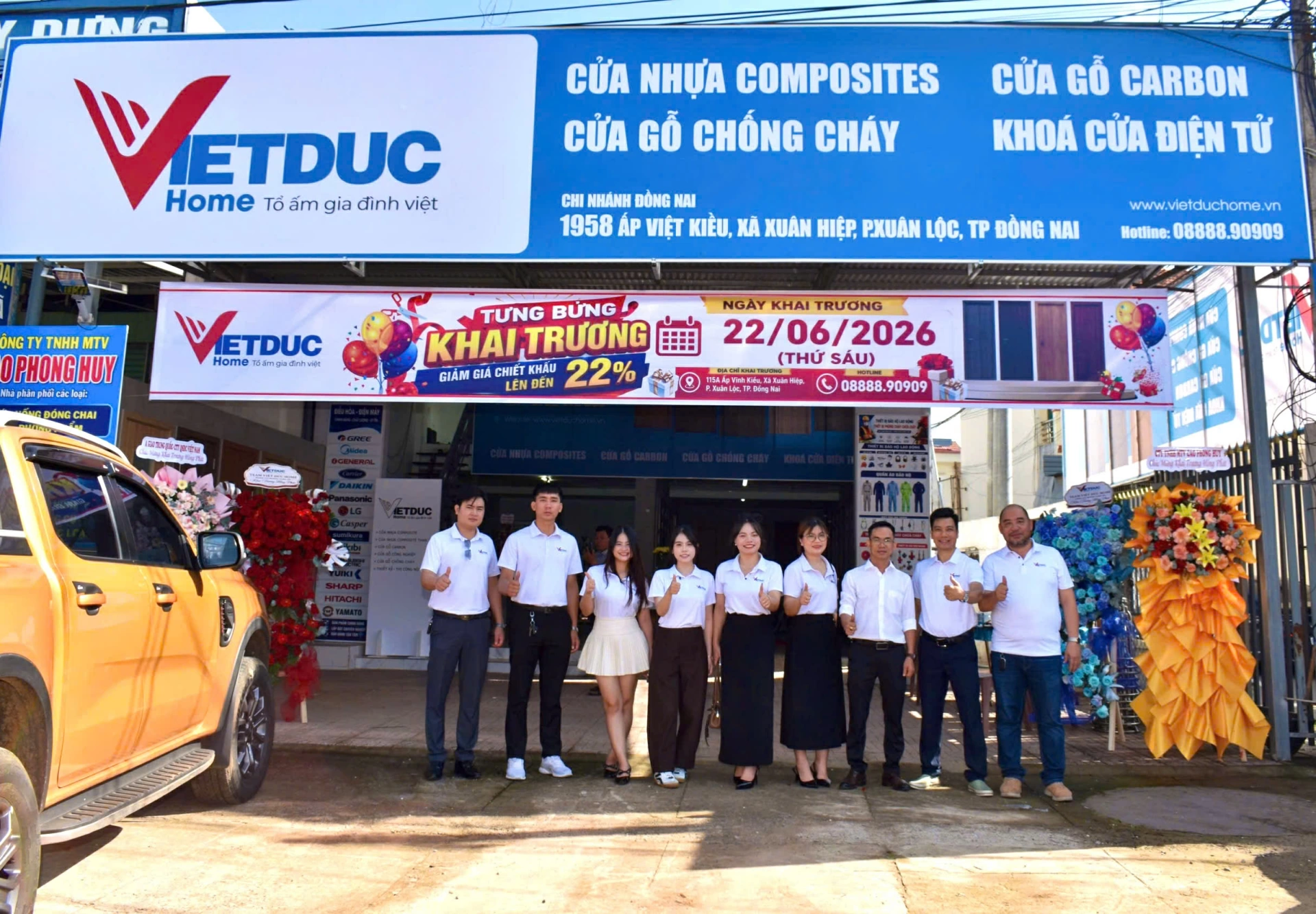 Mặt tiền showroom Xuân Lộc. Ảnh: Việt Đức Home