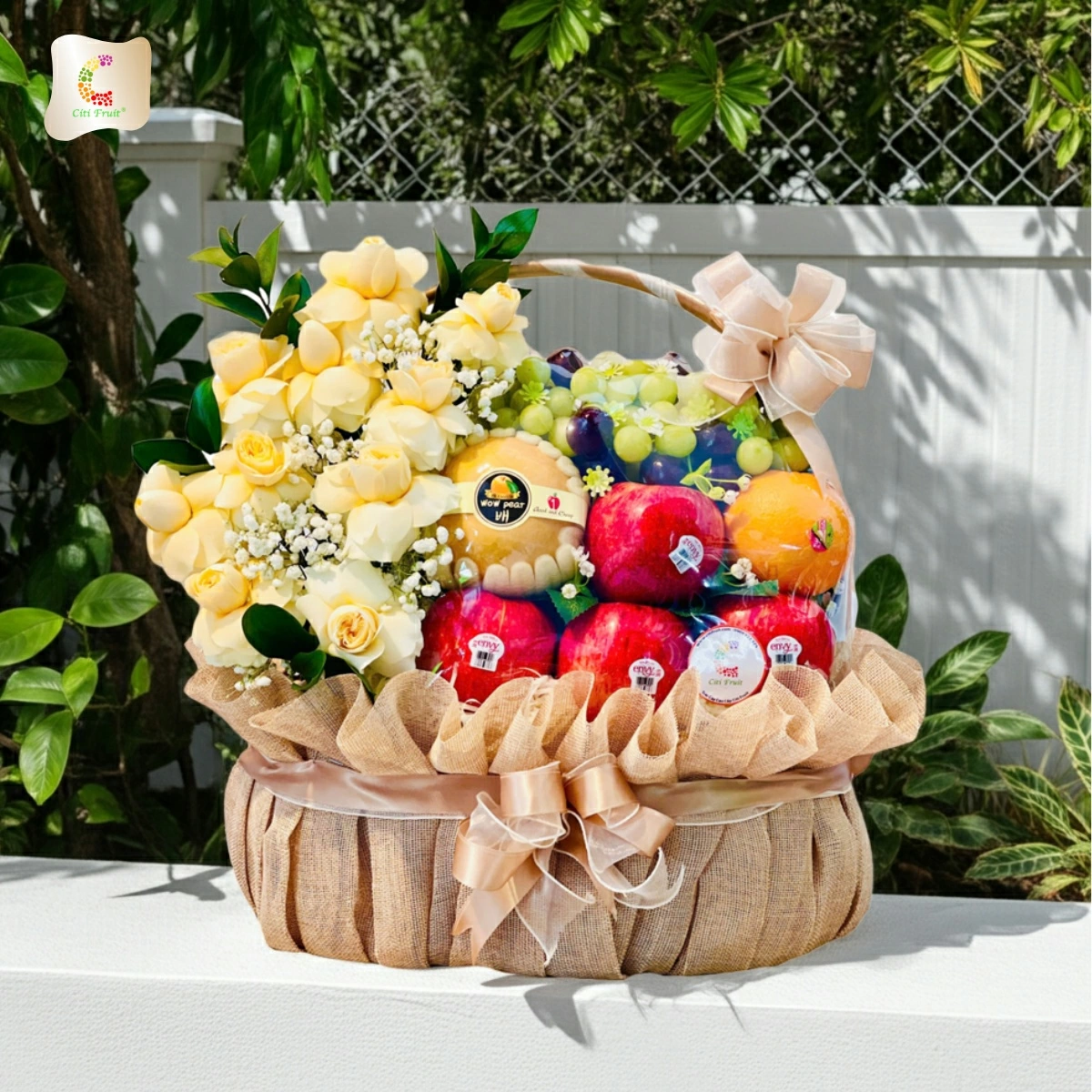 Giỏ trái cây kết hợp hoa tươi - Citi Fruit.