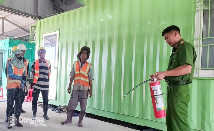 Tăng cường tuyên truyền về phòng cháy, chữa cháy tại các khu lán trại thuộc dự án, công trình trọng điểm