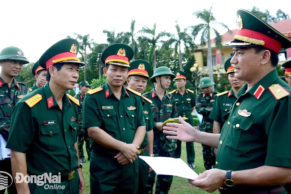 Tư lệnh Quân đoàn 4, thiếu tướng Lê Văn Hướng kiểm tra hoạt động năm 2023 của Sư đoàn 309