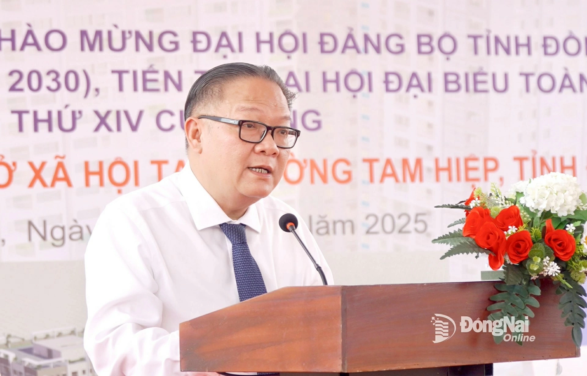 Nguyen Kim Long, Provincial Party Committee member and Vice Chairman of the Dong Nai Provincial Peoples Committee, delivers remarks at the groundbreaking ceremony. Photo: Nguyen Hoa