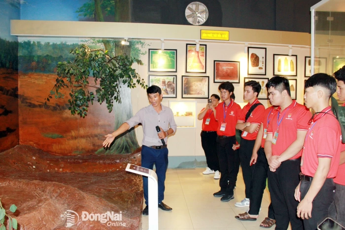 TIẾN TỚI ĐẠI HỘI ĐẠI BIỂU ĐẢNG BỘ TỈNH ĐỒNG NAI LẦN THỨ I, NHIỆM KỲ 2025-2030 VÀ ĐẠI HỘI XIV CỦA ĐẢNG: Tuổi trẻ Đồng Nai lan tỏa giá trị lịch sử, văn hóa