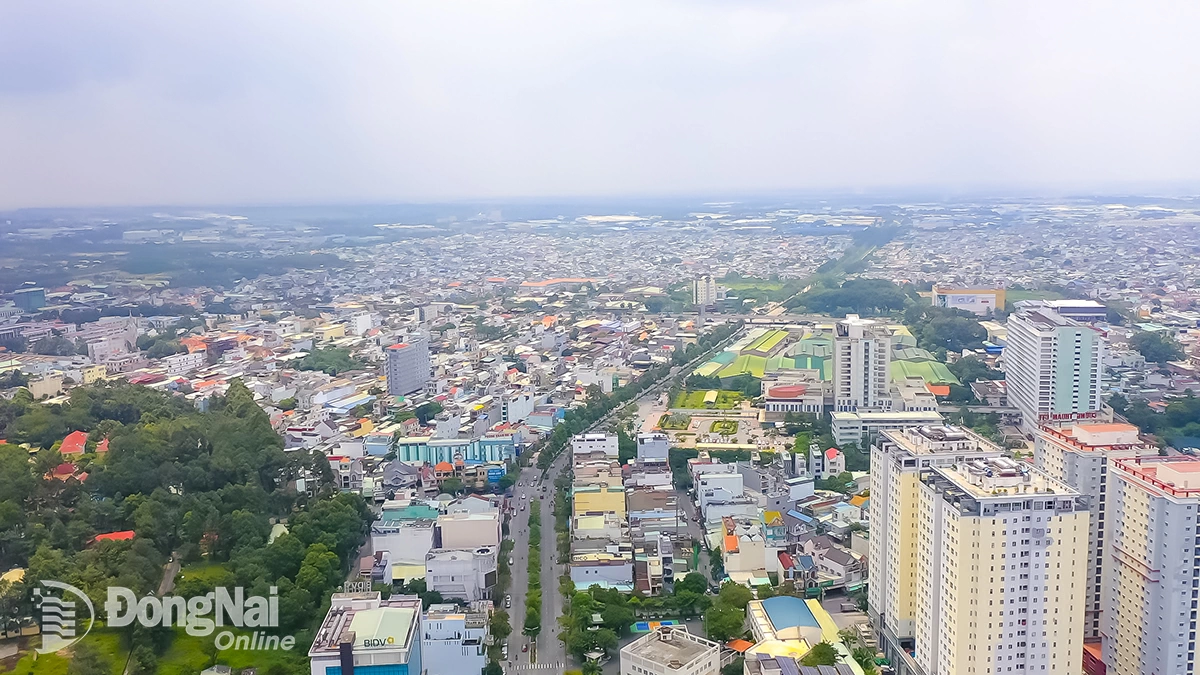 Nhiều quyết sách đột phá tại Đại hội đại biểu Đảng bộ tỉnh Đồng Nai lần thứ I, nhiệm kỳ 2025-2030, sẽ đưa tỉnh phát triển xứng tầm trong thời gian tới. Trong ảnh: Một góc phường Tam Hiệp nhìn từ trên cao.