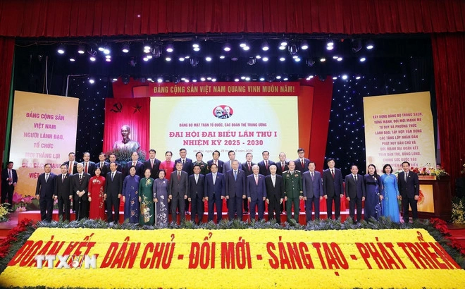 Tổng Bí thư Tô Lâm, Thủ tướng Phạm Minh Chính và các đại biểu dự Đại hội. (Ảnh: Thống Nhất/TTXVN)