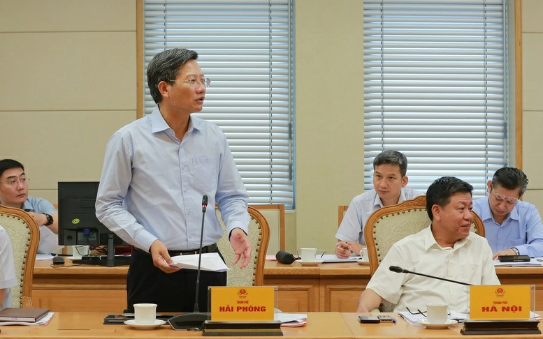 Lãnh đạo TP. Hải Phòng phát biểu ý kiến tại cuộc họp - Ảnh: VGP/Minh Khôi