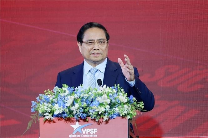 Prime Minister Pham Minh Chinh speaks at the high-level dialogue of the Viet Nam Private Sector Forum (VPSF) 2025 on September 16. (Photo: qdnd.vn)