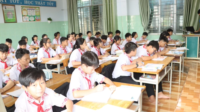 Dong Nai urges proposals for restructuring public service units