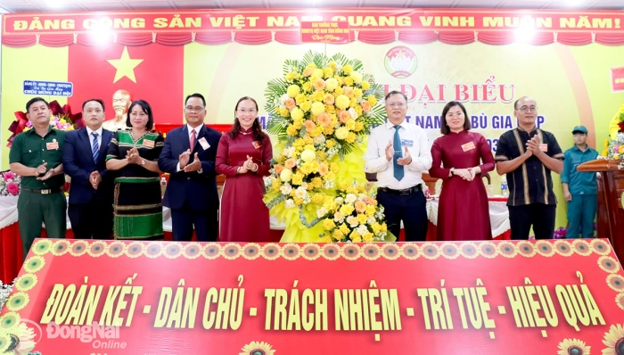 Phát triển kinh tế - xã hội, xây dựng Bù Gia Mập đạt chuẩn nông thôn mới