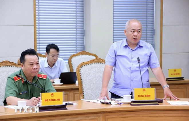 Thứ trưởng Bộ Tài chính Đỗ Thành Trung phát biểu. (Ảnh: Văn Điệp/TTXVN)
