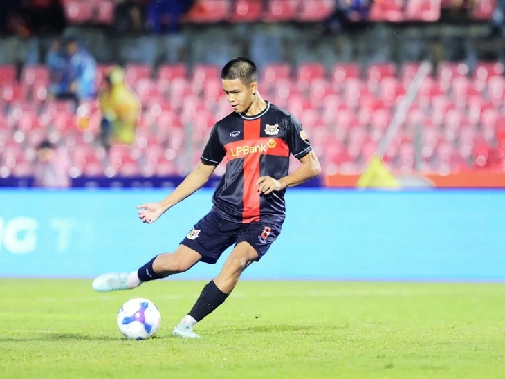 Tân binh Việt kiều Thành Trung là cái tên đáng chờ đợi ở U23 Việt Nam. 