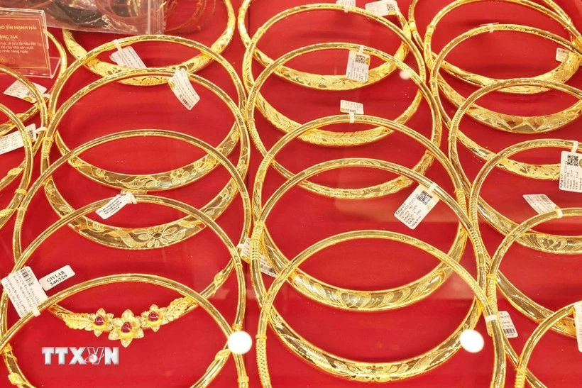 Vàng trang sức bày bán tại Công ty Bảo Tín Mạnh Hải. Ảnh: Trần Việt/TTXVN